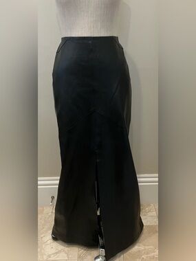 NWT CACHE BLACK LEATHER MAXI SKIRT